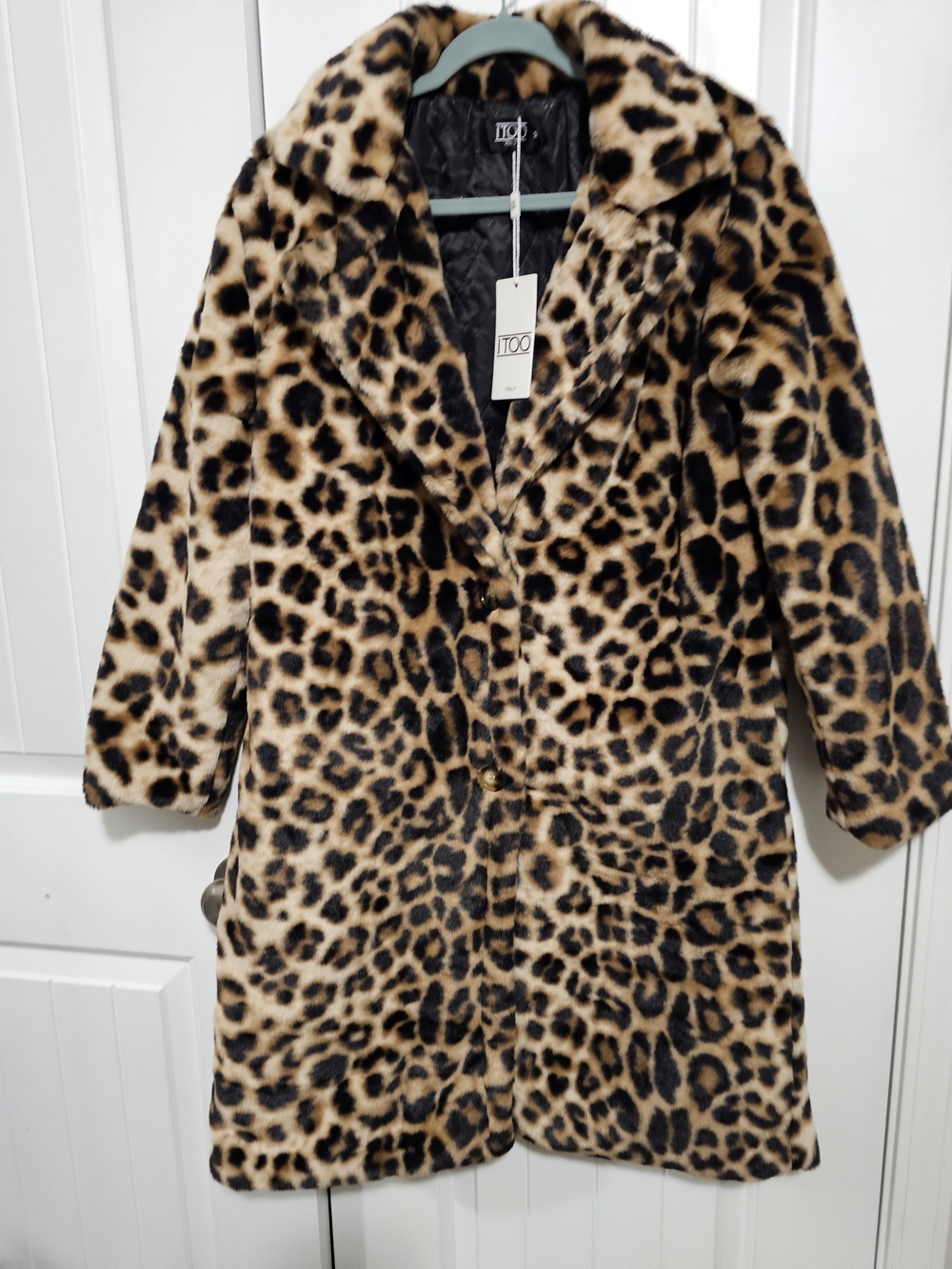 Leopard-Print Teddy Coat in Tan & Black
